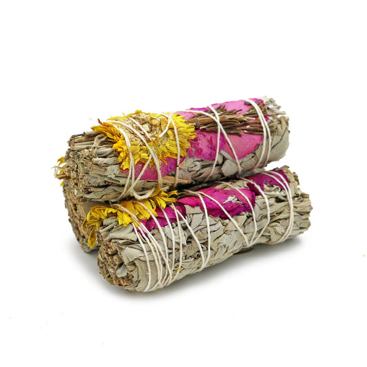 'Country Garden' Floral White Sage Smudge Stick (4 in.)