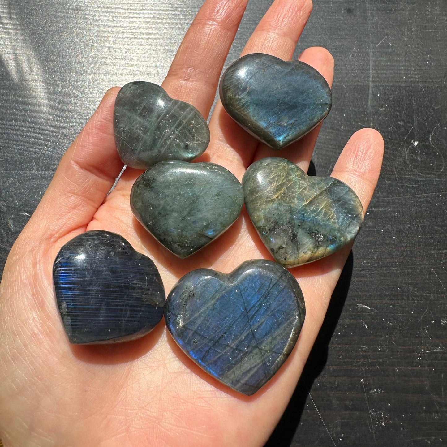 Labradorite Heart – A Symbol of Transformation and Protection: 2-3cm