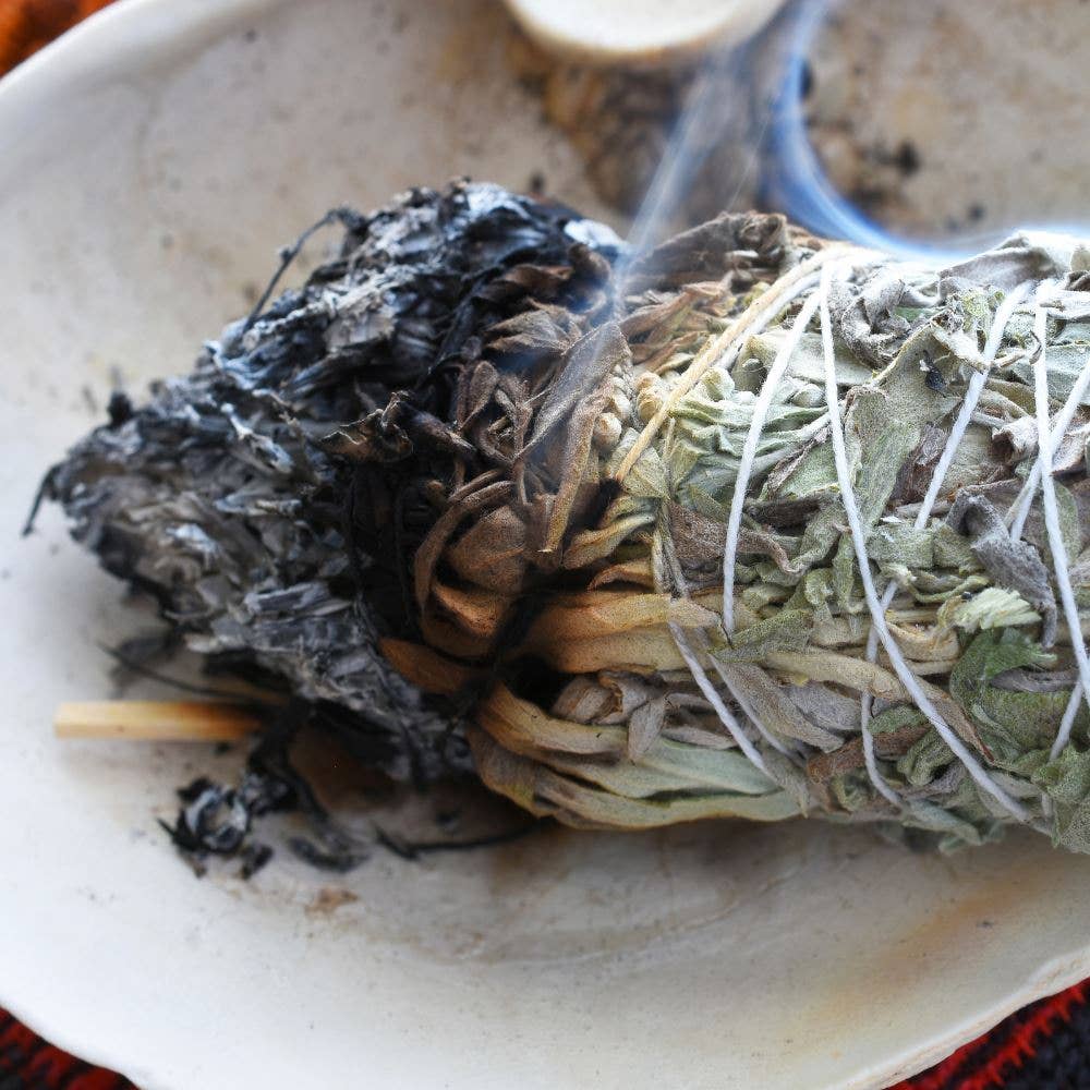 Sage Smudge Sticks, Palo Santo & White Sage 4"