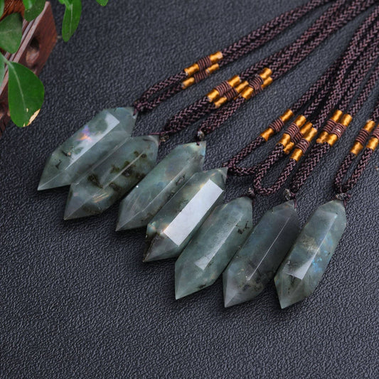 Labradorite Necklace - Mystical Crystal Pendant for Intuition and Protection